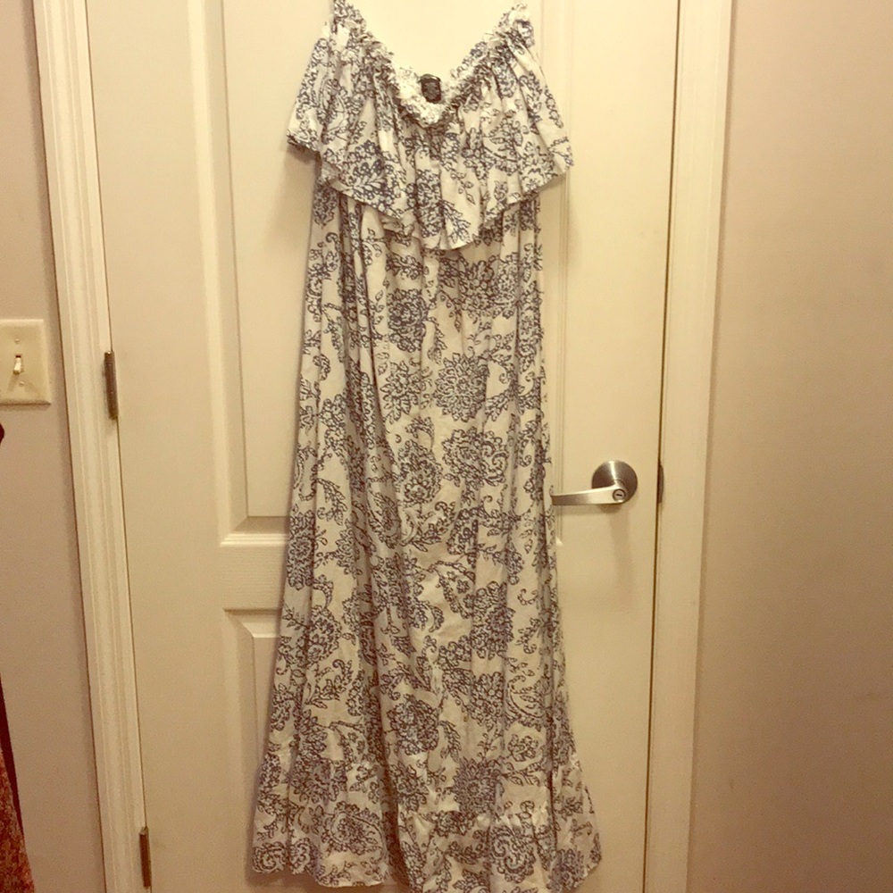 Strapless maxi dress